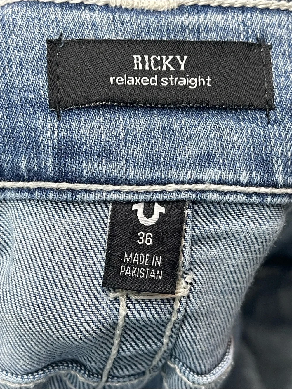 True Religion Men's Ricky Relaxed Straight‎ Jeans in Blue Wash